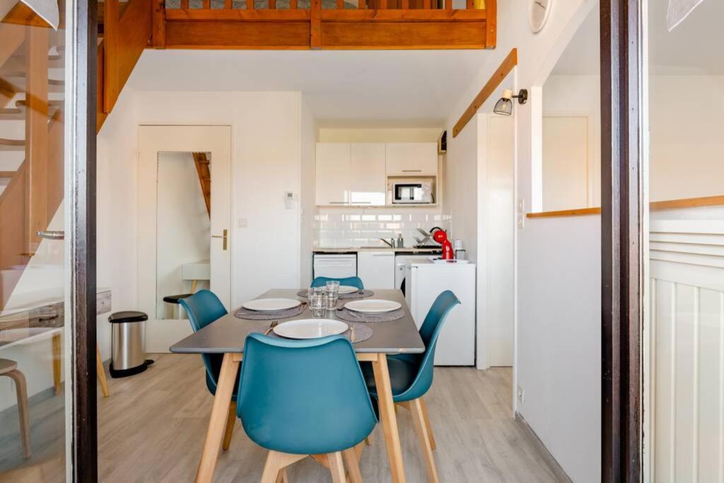 Duplex By The Sea In Normandy Apartment Villers-sur-Mer Exterior photo